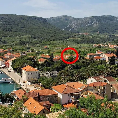 With A Parking Space Jelsa, Hvar - 8713 Apartment Jelsa (Hvar)